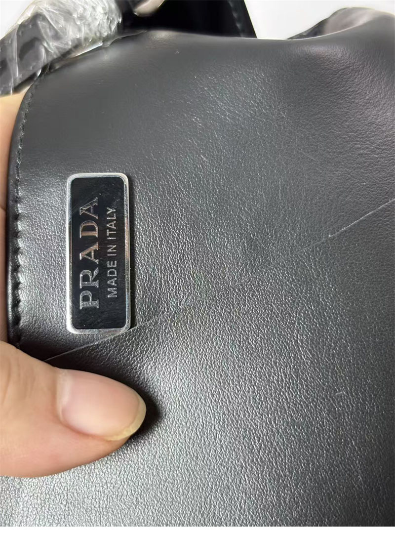 프라다 프라다 클레오 브러시드 레더 숄더백 레플리카 9번 이미지 - Bag | 세미샵 레플리카 사이트