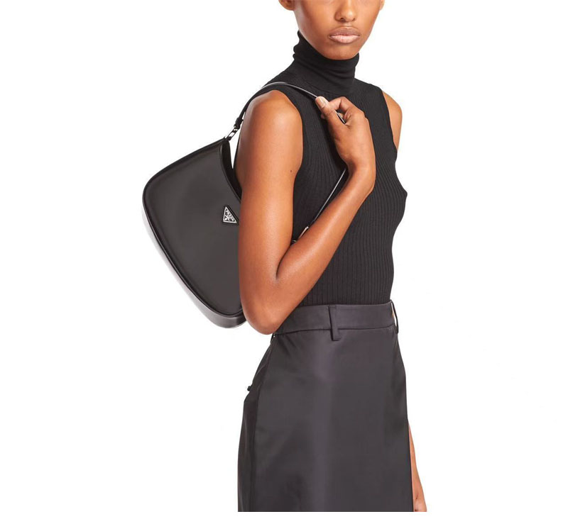 프라다 프라다 클레오 브러시드 레더 숄더백 레플리카 26번 이미지 - Bag | 세미샵 레플리카 사이트