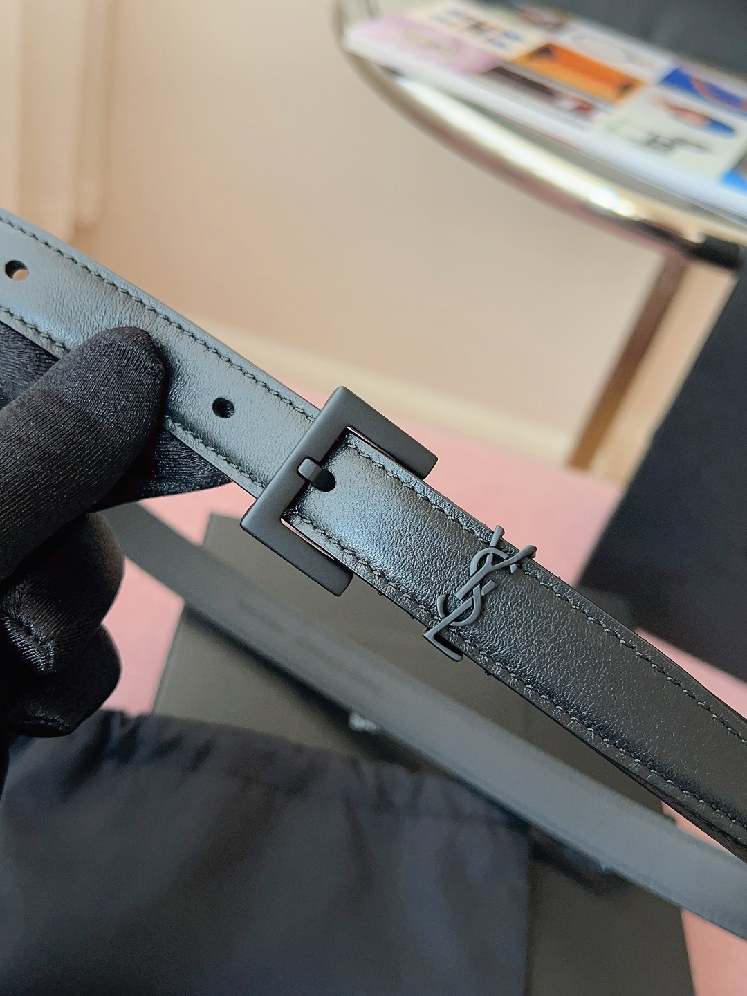 생로랑 생로랑 모노그램 스퀘어 벨트 레플리카 14번 이미지 - 벨트 | 세미샵 레플리카 사이트