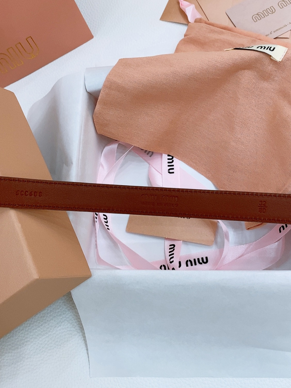 Miu Miu Miu Miu 5 레플리카 19번 이미지 - 벨트 | 세미샵 레플리카 사이트