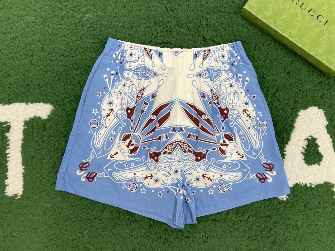 Gucci 구찌 반다나 프린트 코튼 숏 팬츠 “2COLOR” 레플리카 11번 이미지 - 의류 | 세미샵 레플리카 사이트