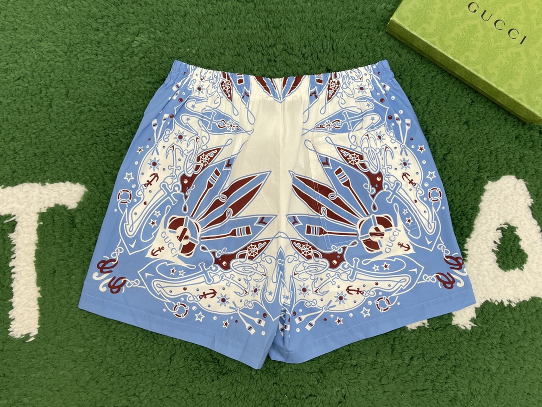 Gucci 구찌 반다나 프린트 코튼 숏 팬츠 “2COLOR” 레플리카 12번 이미지 - 의류 | 세미샵 레플리카 사이트