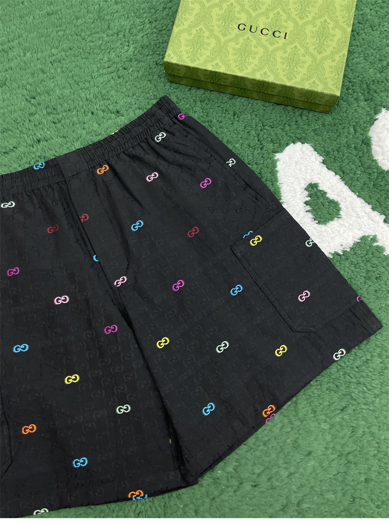 Gucci 구찌 와이드 GG 캔버스 필 쿠페 숏 팬츠 레플리카 7번 이미지 - 의류 | 세미샵 레플리카 사이트