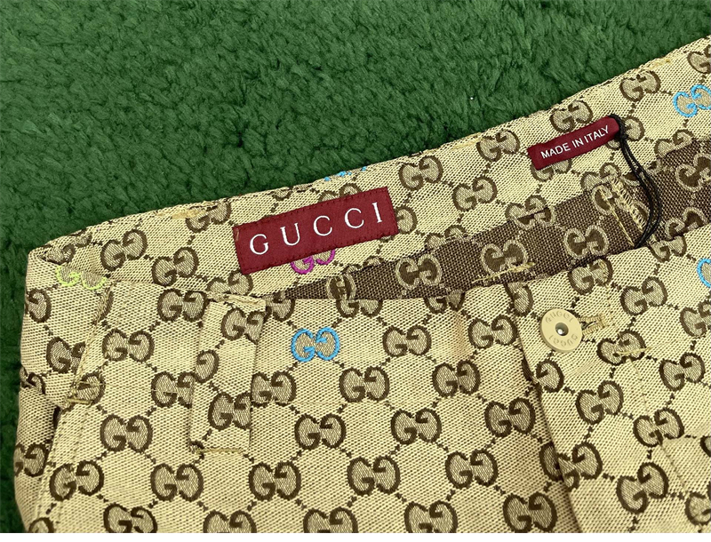 Gucci 구찌 와이드 GG 캔버스 필 쿠페 숏 팬츠 레플리카 8번 이미지 - 의류 | 세미샵 레플리카 사이트