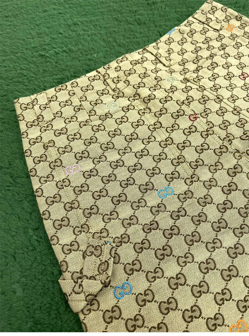 Gucci 구찌 와이드 GG 캔버스 필 쿠페 숏 팬츠 레플리카 9번 이미지 - 의류 | 세미샵 레플리카 사이트