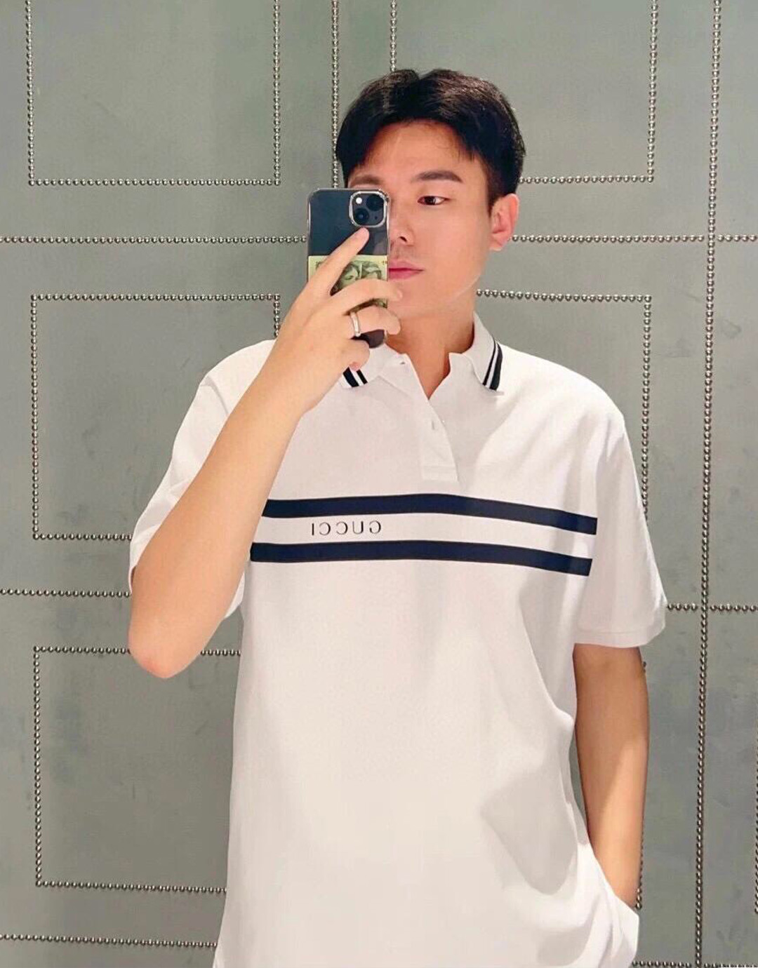 Gucci 구찌 24SS 화이트 로고 코튼 블렌드 PK 폴로 반팔 티셔츠 화이트 레플리카 5번 이미지 - 의류 | 세미샵 레플리카 사이트