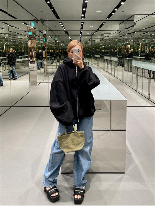 *기타 알렉산더왕 오버사이즈 로고 후드 집업 2컬러 레플리카 29번 이미지 - 의류 | 세미샵 레플리카 사이트