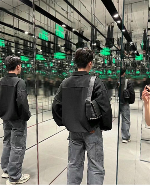 *기타 알렉산더왕 오버사이즈 폴로 티셔츠 2컬러 레플리카 32번 이미지 - 의류 | 세미샵 레플리카 사이트