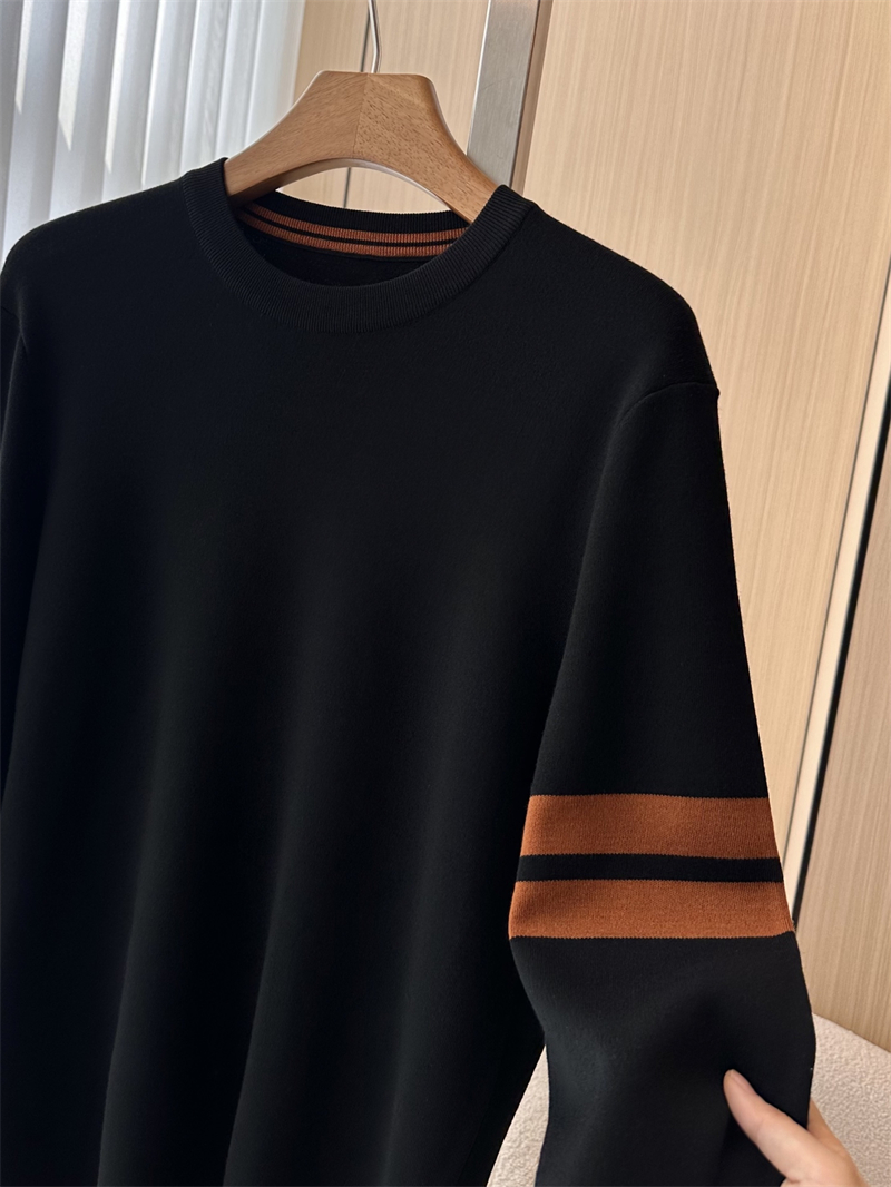 기타 제냐 하이 퍼포먼스 울 크루넥 스웨터 레플리카 4번 이미지 - 의류 | 세미샵 레플리카 사이트