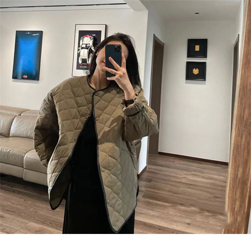 *기타 토템 퀼티드 자켓 레플리카 3번 이미지 - 의류 | 세미샵 레플리카 사이트