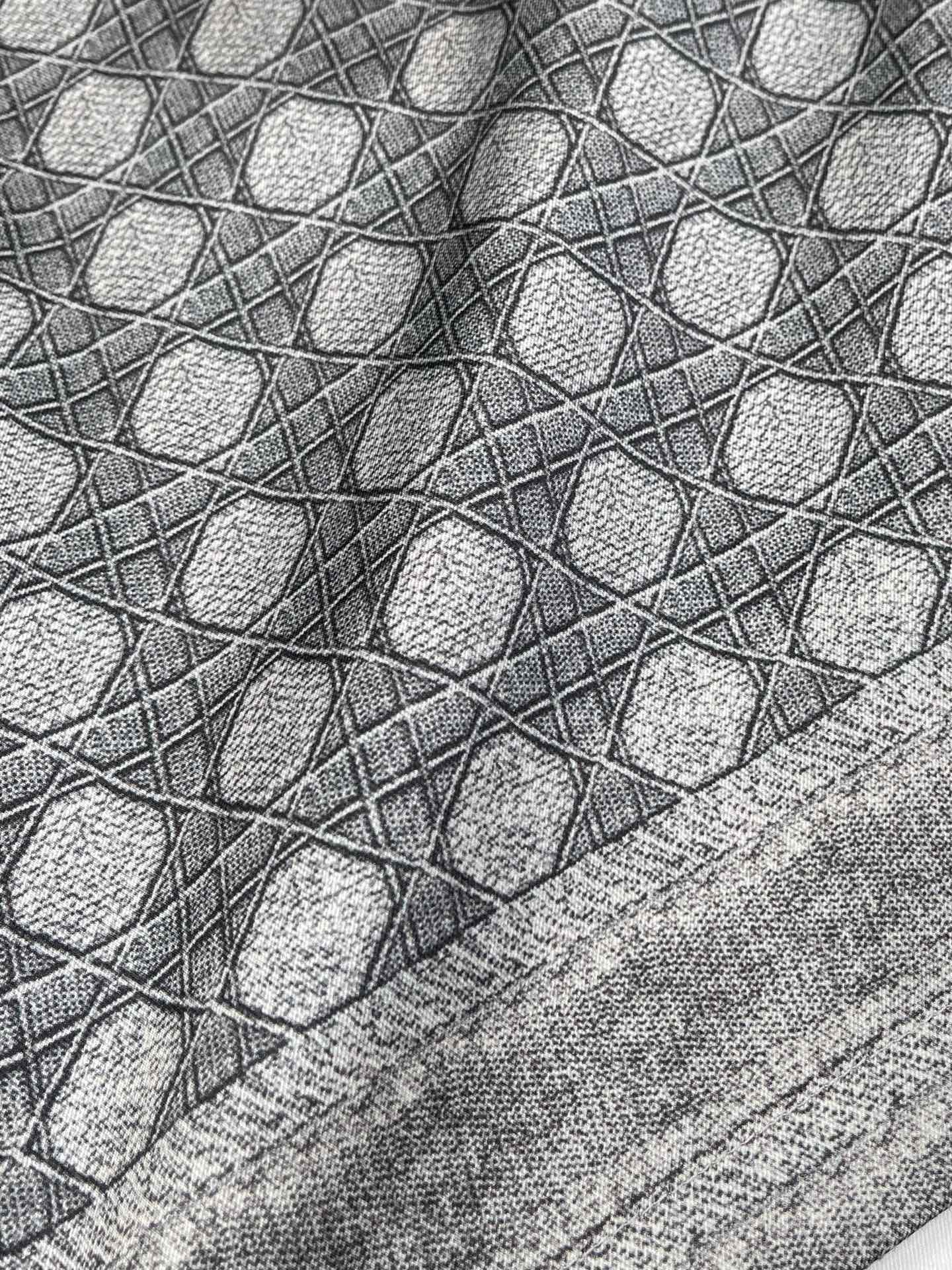 D I O R 디올 까나쥬 그래픽 버뮤다 팬츠 “2COLOR” 레플리카 8번 이미지 - 의류 | 세미샵 레플리카 사이트