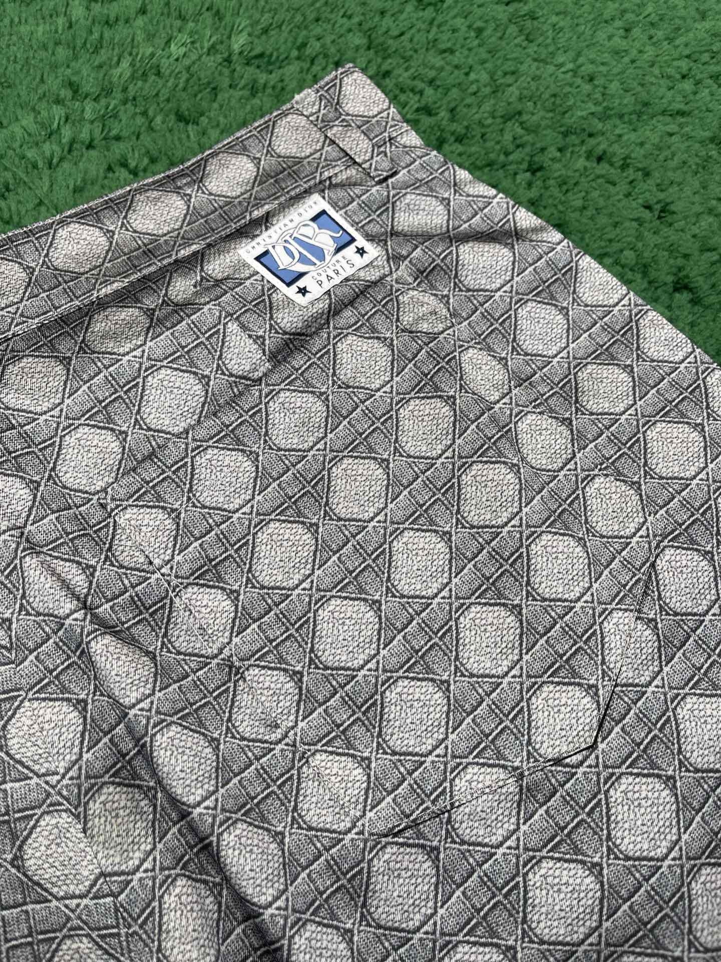 D I O R 디올 까나쥬 그래픽 버뮤다 팬츠 “2COLOR” 레플리카 9번 이미지 - 의류 | 세미샵 레플리카 사이트