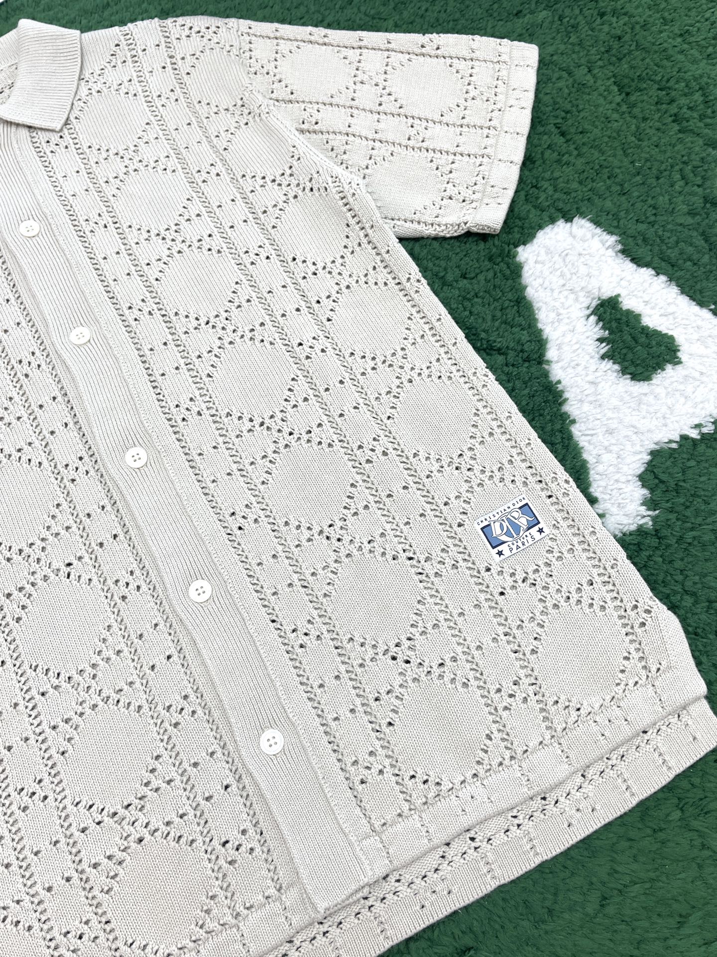 D I O R 디올 까나쥬 크로셰 니트 반소매 셔츠 “2COLOR” 레플리카 12번 이미지 - 의류 | 세미샵 레플리카 사이트