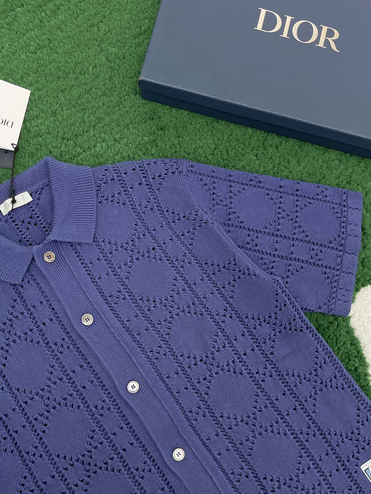 D I O R 디올 까나쥬 크로셰 니트 반소매 셔츠 “2COLOR” 레플리카 17번 이미지 - 의류 | 세미샵 레플리카 사이트