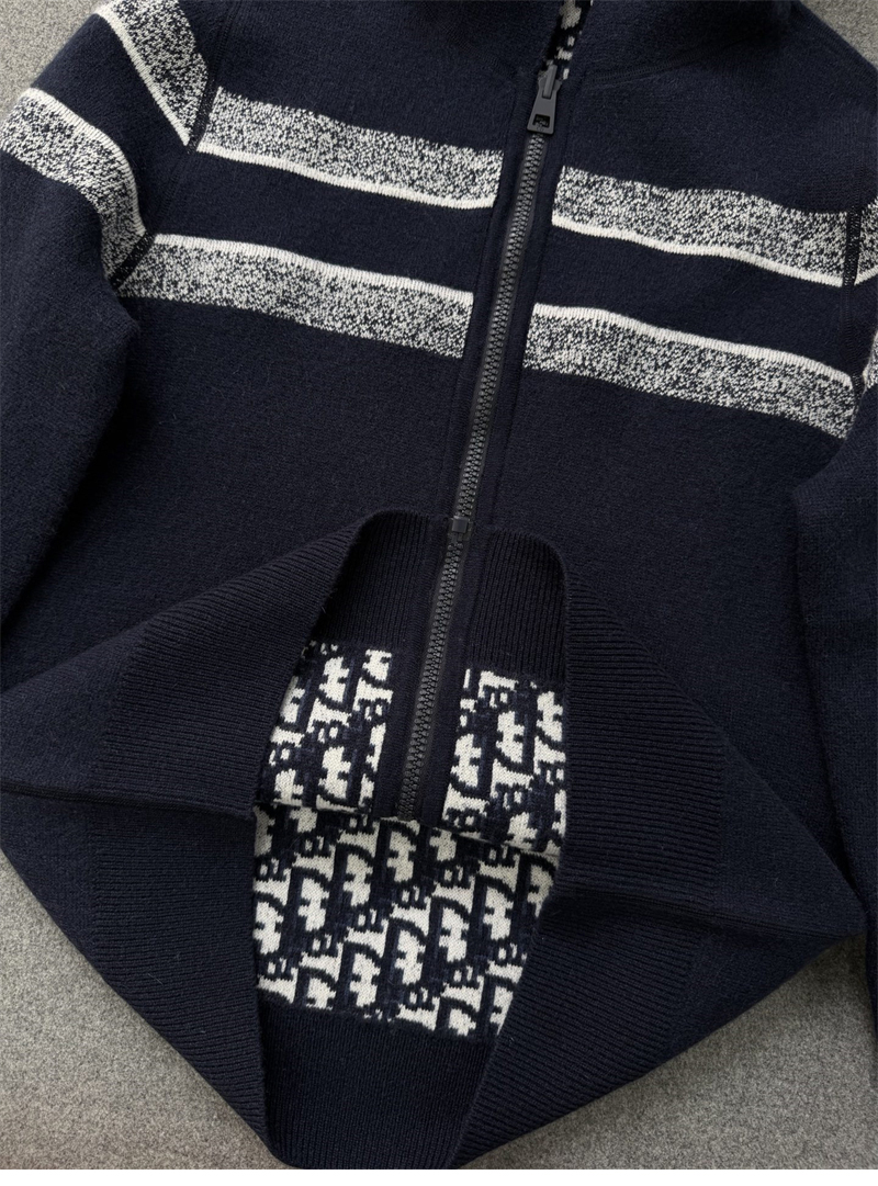 디올 디올 리버서블 지퍼 후드 오블리크 캐시미어 레플리카 10번 이미지 - 의류 | 세미샵 레플리카 사이트