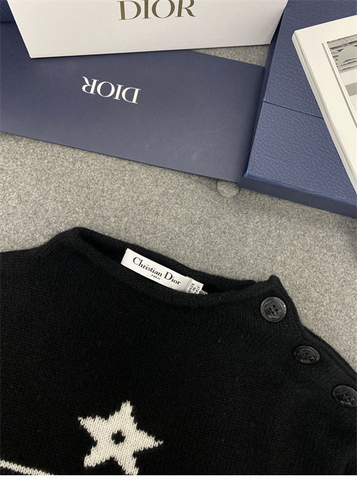 디올 디올 여성용 캐시미어 스타 심볼 자수 니트 스웨터 레플리카 4번 이미지 - 의류 | 세미샵 레플리카 사이트