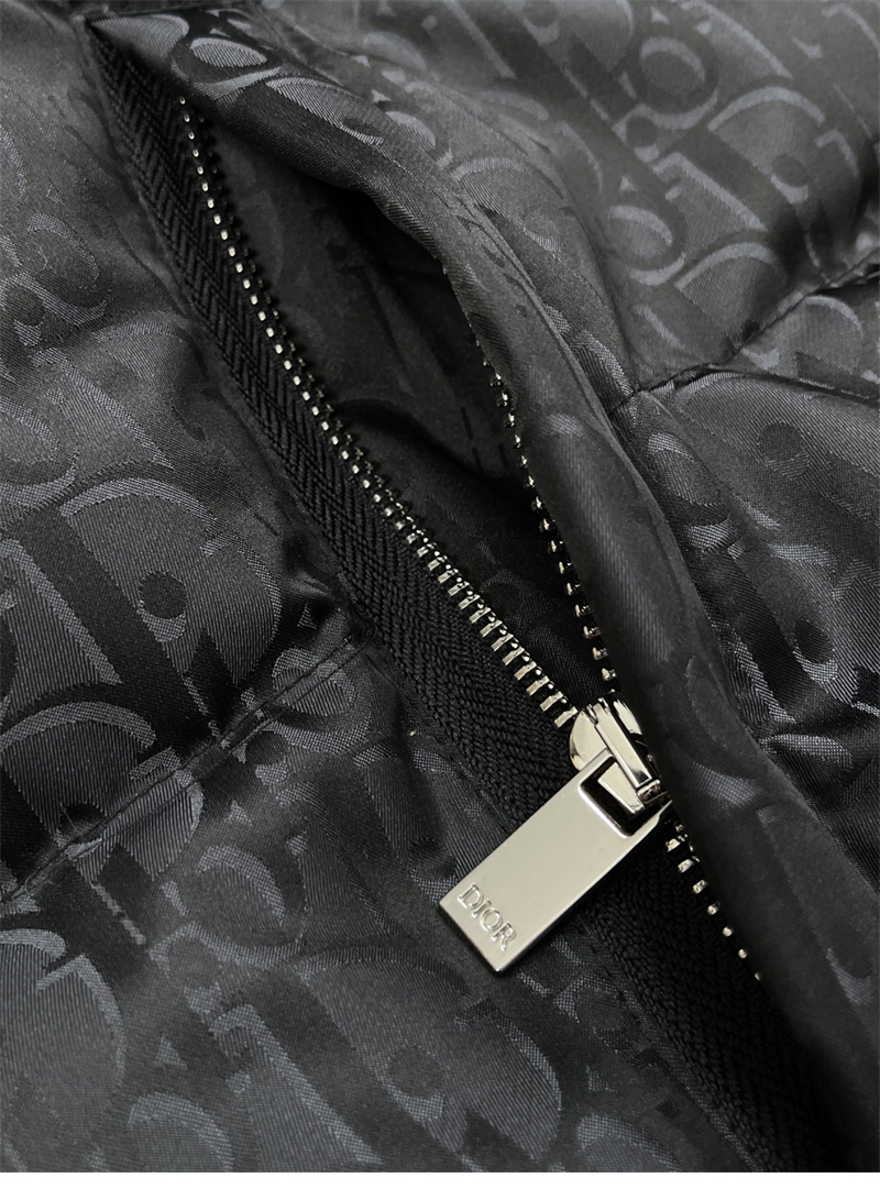 디올 디올 오블리크 다운 베스트 레플리카 14번 이미지 - 의류 | 세미샵 레플리카 사이트