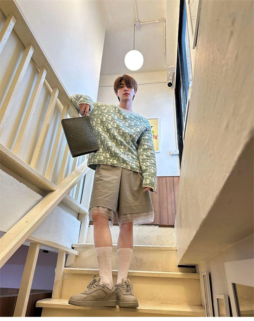 D I O R 디올 오블리크 버진 울 스웨터 2컬러 레플리카 23번 이미지 - 의류 | 세미샵 레플리카 사이트