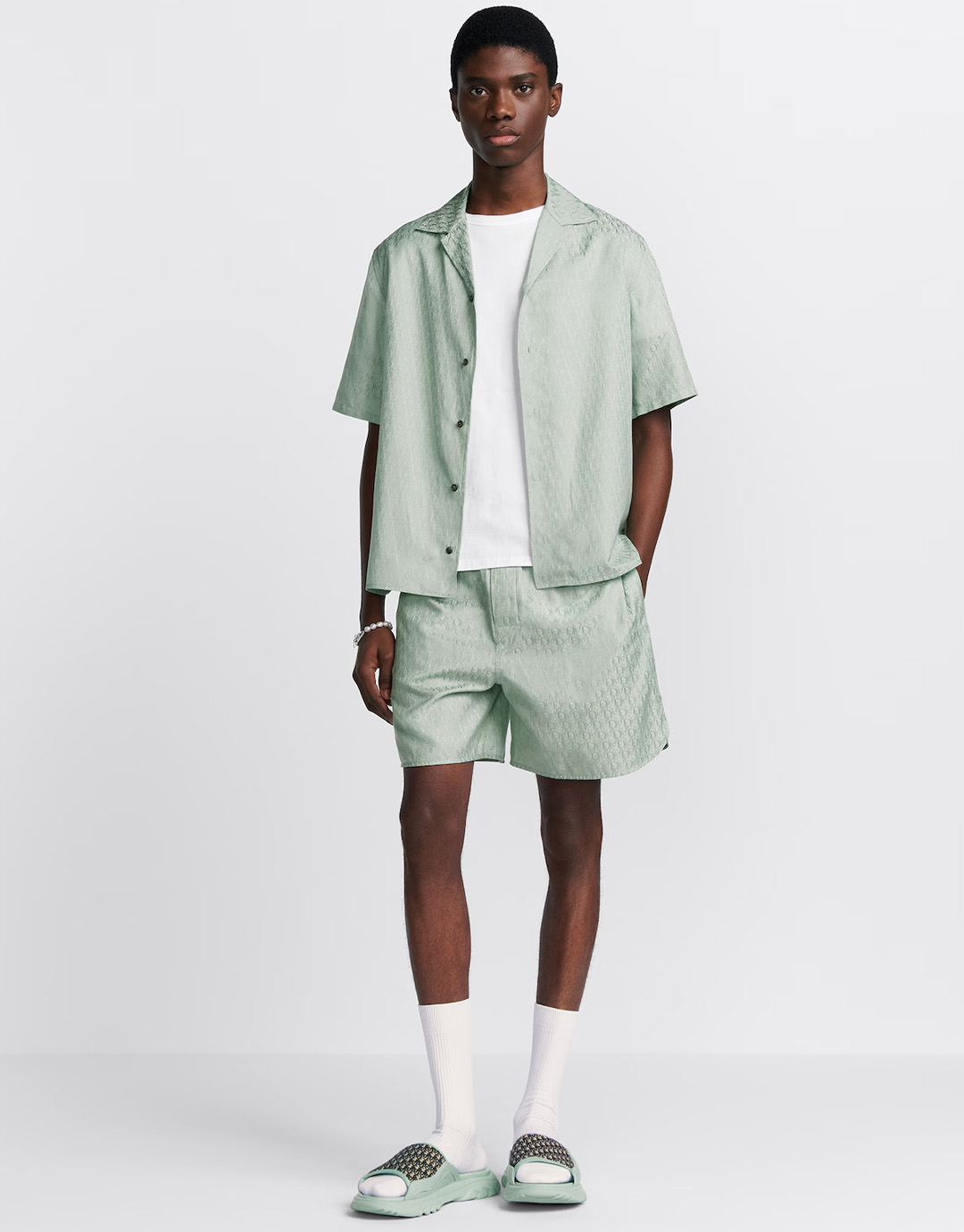 D I O R 디올 오블리크 아이코닉 실크 코튼 트윌 쇼츠 “2COLOR” 레플리카 5번 이미지 - 의류 | 세미샵 레플리카 사이트