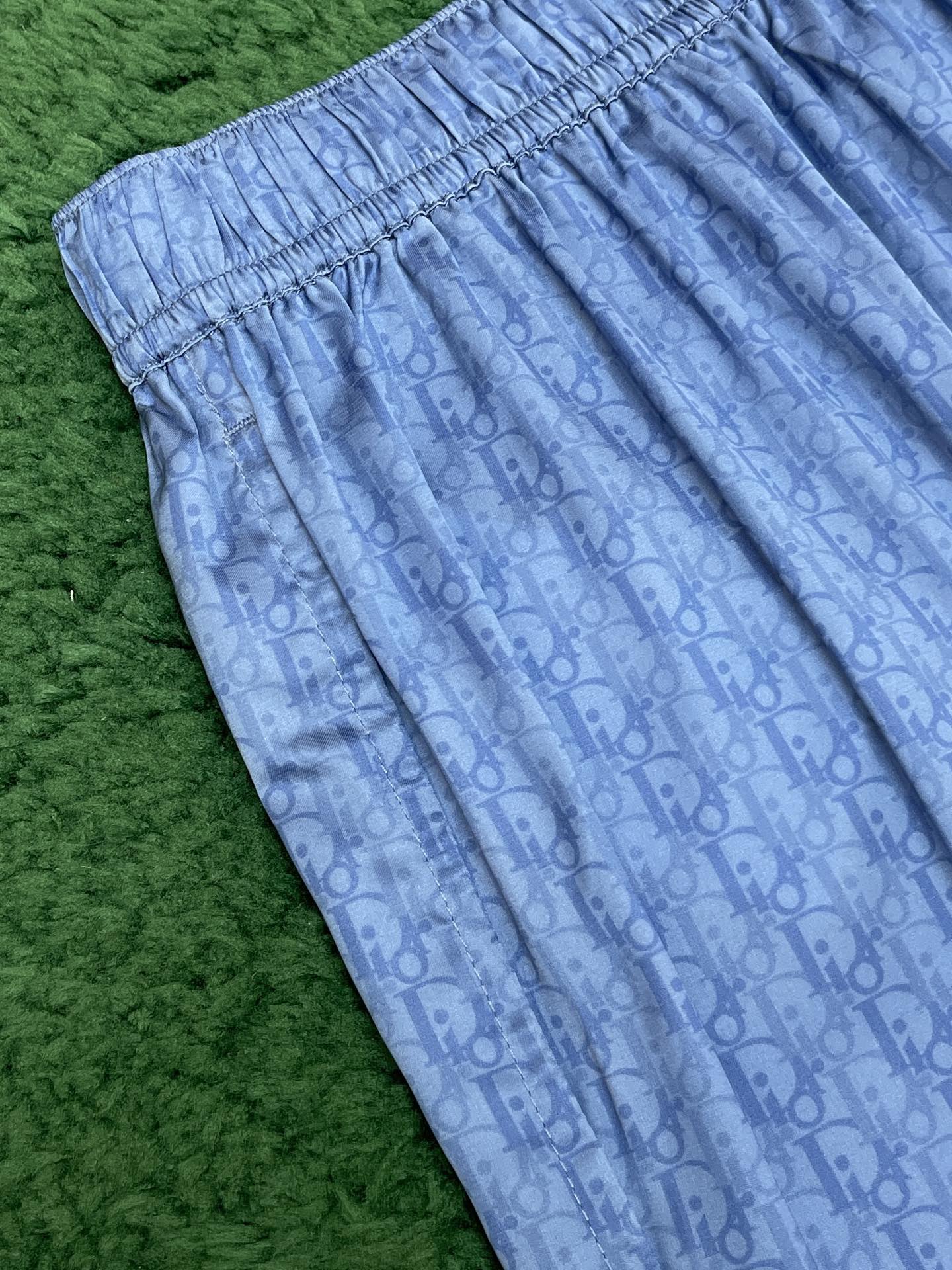 D I O R 디올 오블리크 아이코닉 실크 코튼 트윌 쇼츠 “2COLOR” 레플리카 9번 이미지 - 의류 | 세미샵 레플리카 사이트