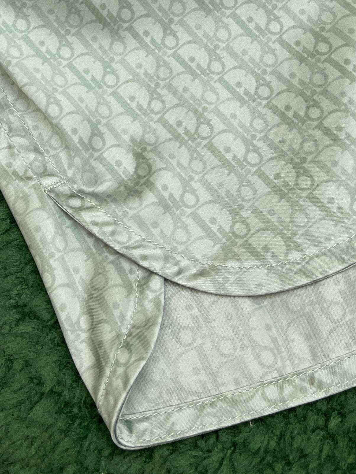 D I O R 디올 오블리크 아이코닉 실크 코튼 트윌 쇼츠 “2COLOR” 레플리카 18번 이미지 - 의류 | 세미샵 레플리카 사이트