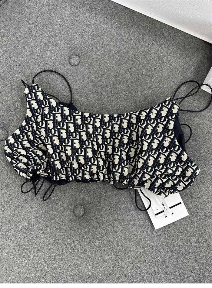 D I O R 디올 오블리크 이너 탑 & 숏 팬츠 Set 레플리카 18번 이미지 - 의류 | 세미샵 레플리카 사이트