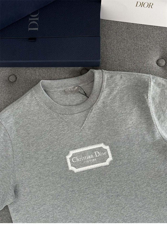 D I O R 디올 체스트 콘트라스트 자수 꾸뛰르 코튼 저지 반팔 티셔츠 “2COLOR” 레플리카 16번 이미지 - 의류 | 세미샵 레플리카 사이트