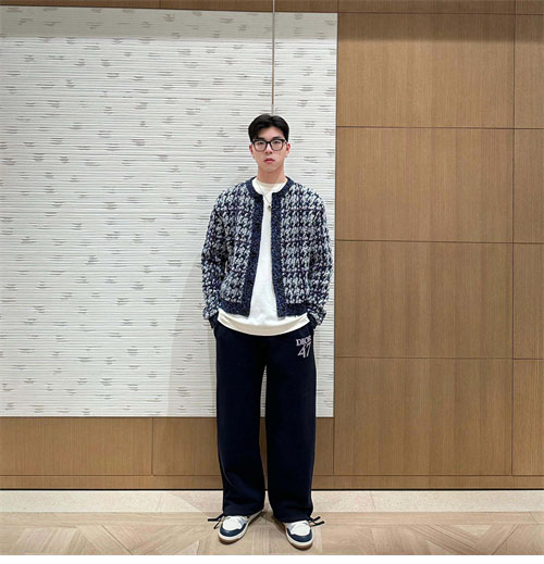 D I O R 디올 24ss 까나쥬 트위드 가디건 레플리카 14번 이미지 - 의류 | 세미샵 레플리카 사이트