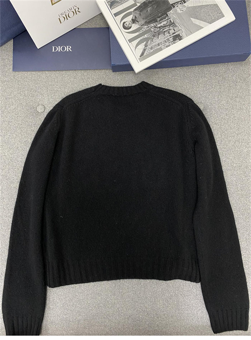 D I O R 디올 Miss Dior Graffiti 모티프 캐시미어 실크 스웨터 3컬러 레플리카 8번 이미지 - 의류 | 세미샵 레플리카 사이트