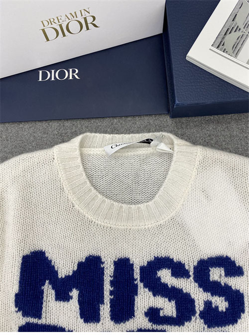 D I O R 디올 Miss Dior Graffiti 모티프 캐시미어 실크 스웨터 3컬러 레플리카 21번 이미지 - 의류 | 세미샵 레플리카 사이트