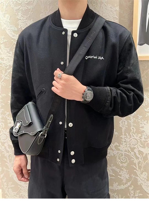 D I O R 디올 Tag 울 블렌드 양가죽 바시티 자켓 블랙 레플리카 18번 이미지 - 의류 | 세미샵 레플리카 사이트