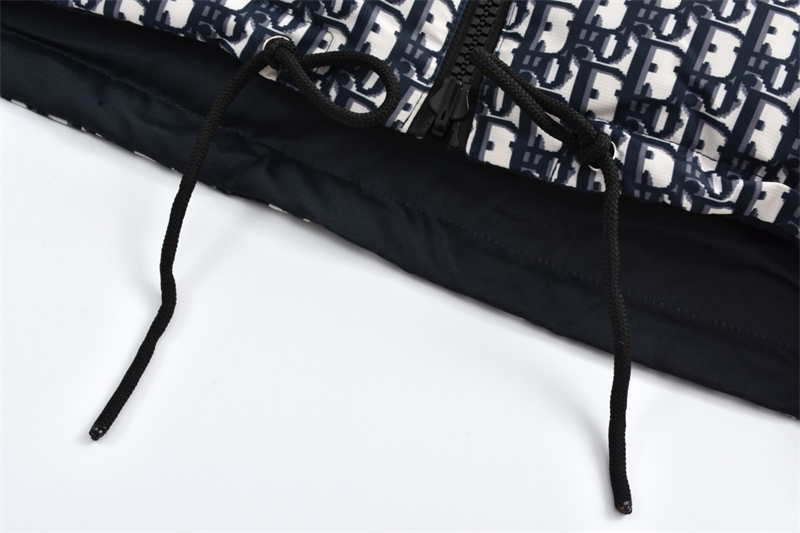 D I O R 몽클레어 오블리크 퀼트 테크니컬 태피터 리버서블 푸퍼 자켓 레플리카 8번 이미지 - 의류 | 세미샵 레플리카 사이트