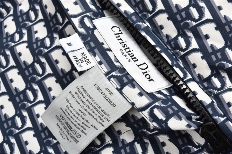 D I O R 몽클레어 오블리크 퀼트 테크니컬 태피터 리버서블 푸퍼 자켓 레플리카 13번 이미지 - 의류 | 세미샵 레플리카 사이트