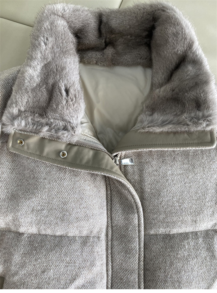 Loro Piana 로로피아나 밍크넥 울 구스 다운 자켓 레플리카 3번 이미지 - 의류 | 세미샵 레플리카 사이트