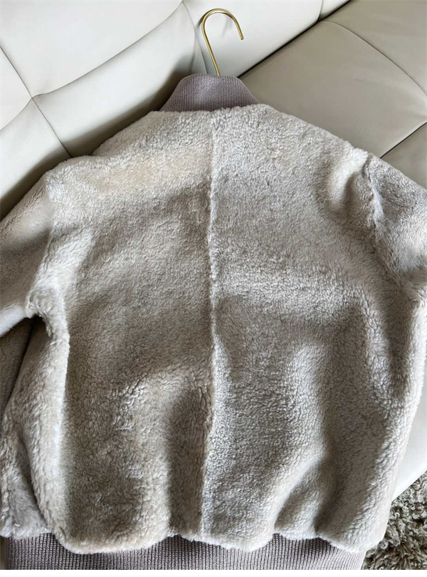 Loro Piana 로로피아나 양면 무스탕 레플리카 9번 이미지 - 의류 | 세미샵 레플리카 사이트