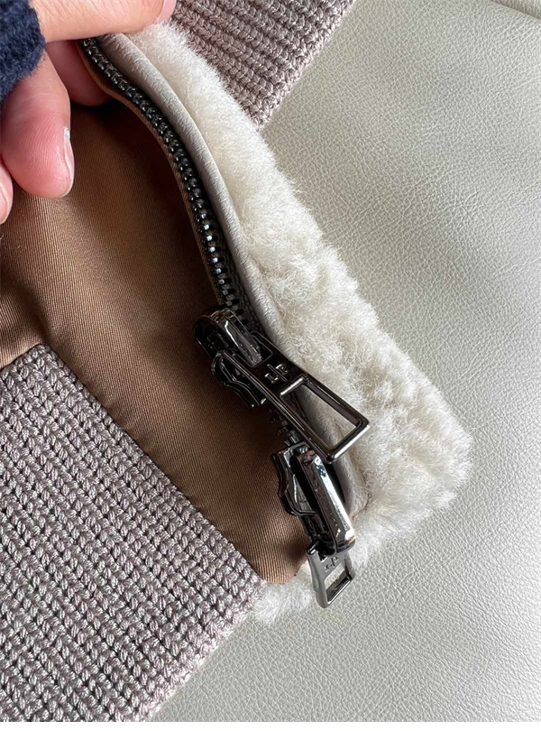 Loro Piana 로로피아나 양면 무스탕 레플리카 18번 이미지 - 의류 | 세미샵 레플리카 사이트