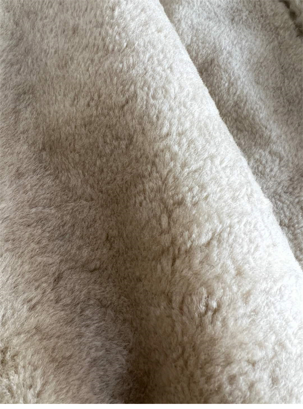 Loro Piana 로로피아나 양면 무스탕 레플리카 19번 이미지 - 의류 | 세미샵 레플리카 사이트