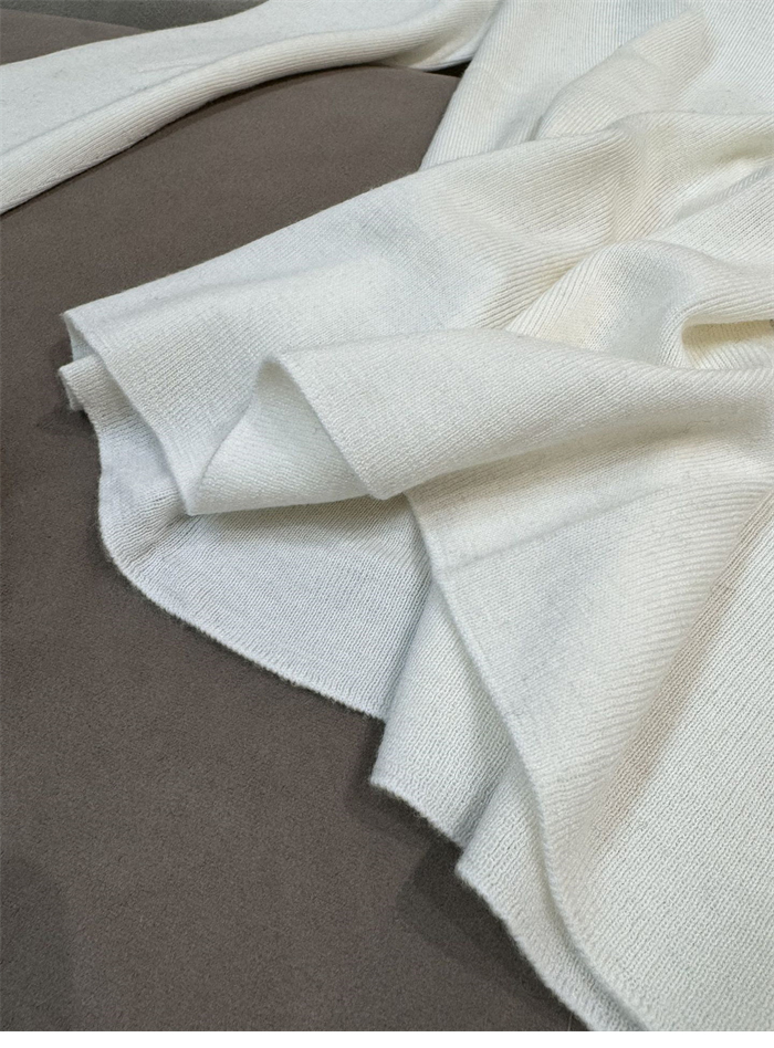 Loro Piana 로로피아나 캐시미어 라운드 니트 5컬러 레플리카 9번 이미지 - 의류 | 세미샵 레플리카 사이트