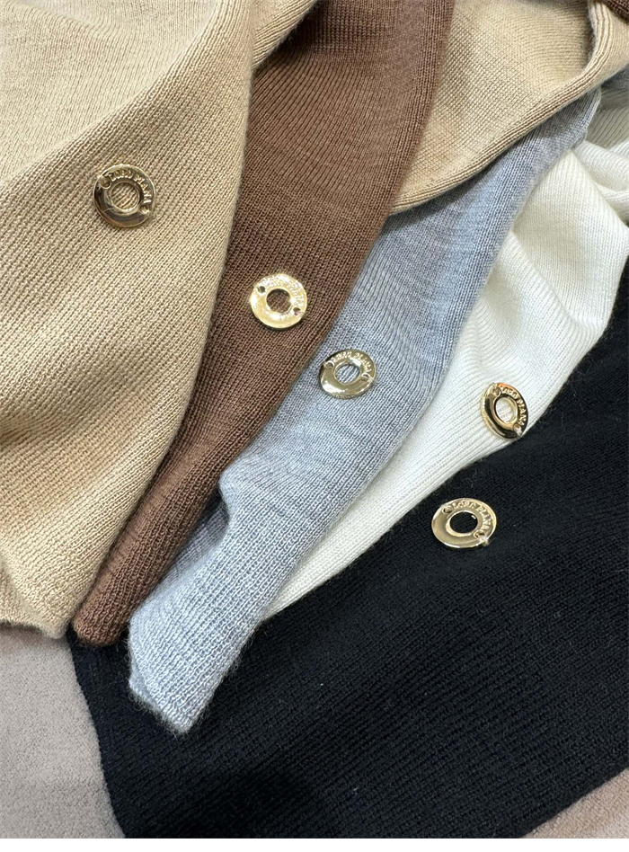 Loro Piana 로로피아나 캐시미어 라운드 니트 5컬러 레플리카 23번 이미지 - 의류 | 세미샵 레플리카 사이트