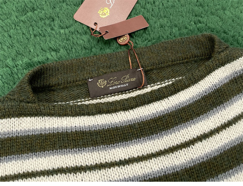 Loro Piana 로로피아나 포벨로 크루넥 베이비 캐시미어 스웨터 레플리카 11번 이미지 - 의류 | 세미샵 레플리카 사이트