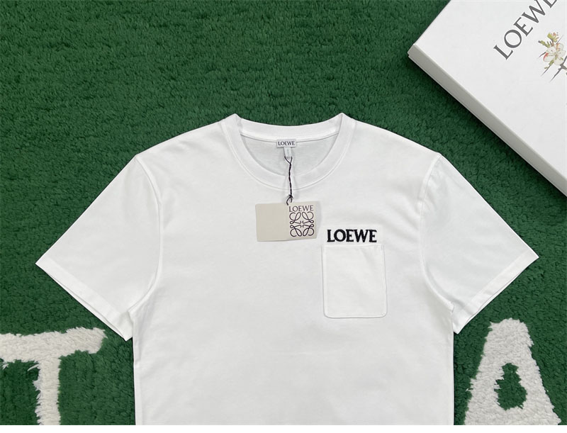 로에베 로에베 로고 자수 포켓 크루넥 반팔 티셔츠 레플리카 15번 이미지 - 의류 | 세미샵 레플리카 사이트
