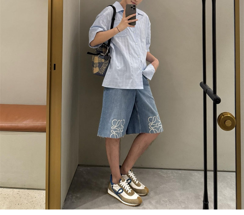 로에베 로에베 아나그램 포켓 숏 슬리브 셔츠 레플리카 7번 이미지 - 의류 | 세미샵 레플리카 사이트