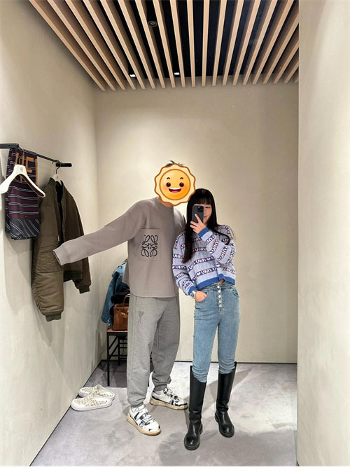 Loewe 로에베 아나그램 포켓 오버사이즈 맨투맨 3컬러 레플리카 29번 이미지 - 의류 | 세미샵 레플리카 사이트