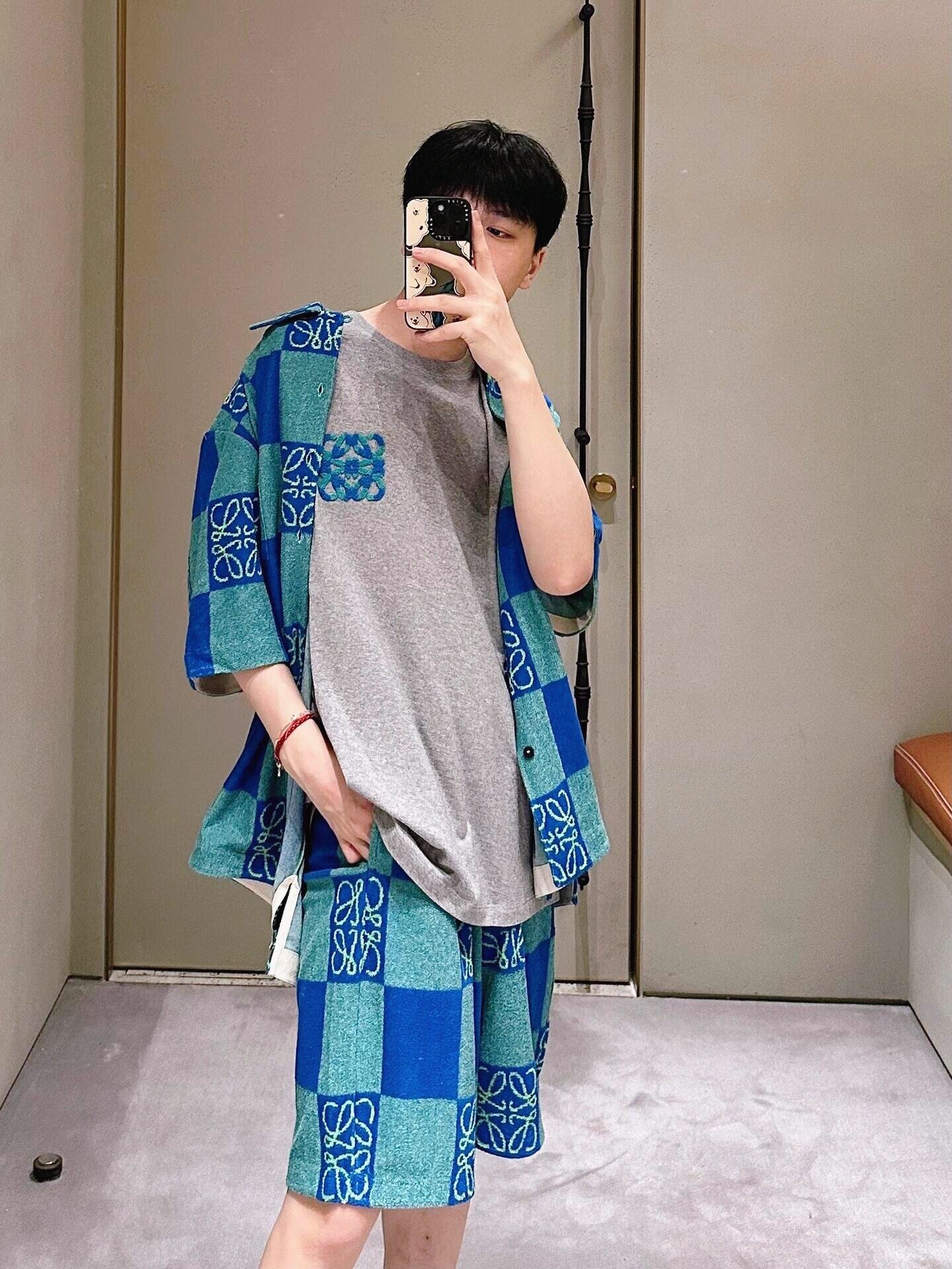 Loewe 로에베 이비자 테리 로고 코튼 져지 반팔 티셔츠 “3COLOR” 레플리카 2번 이미지 - 의류 | 세미샵 레플리카 사이트