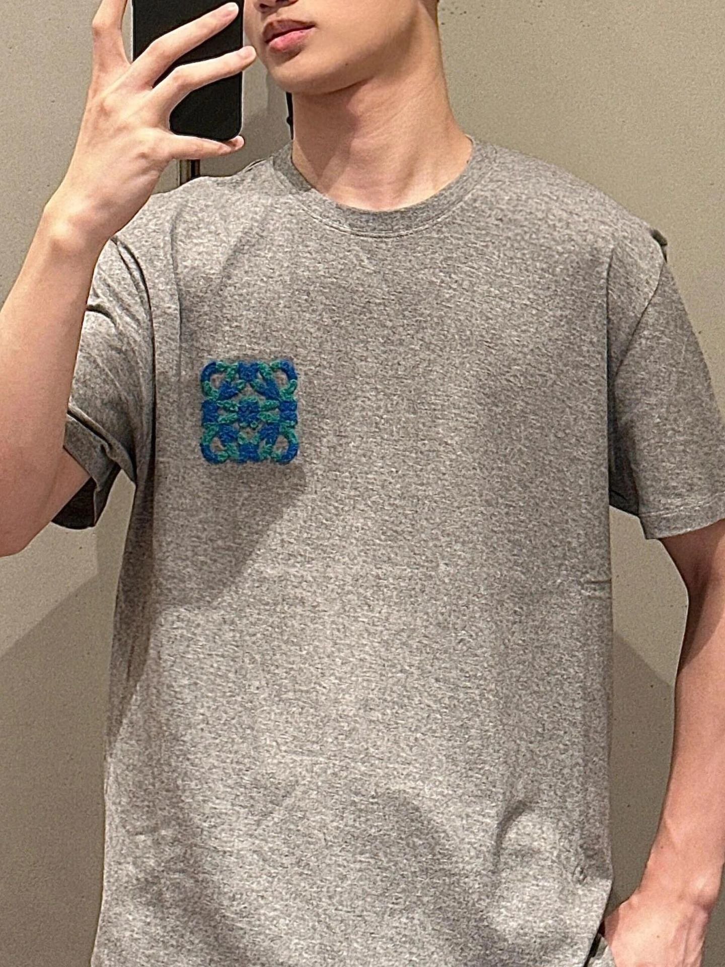 Loewe 로에베 이비자 테리 로고 코튼 져지 반팔 티셔츠 “3COLOR” 레플리카 3번 이미지 - 의류 | 세미샵 레플리카 사이트