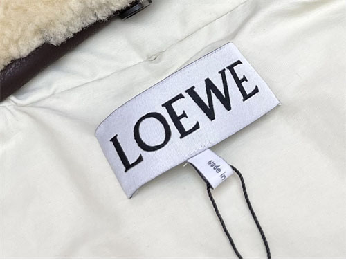 Loewe 로에베 코튼 퍼퍼 베스트 2컬러 레플리카 17번 이미지 - 의류 | 세미샵 레플리카 사이트