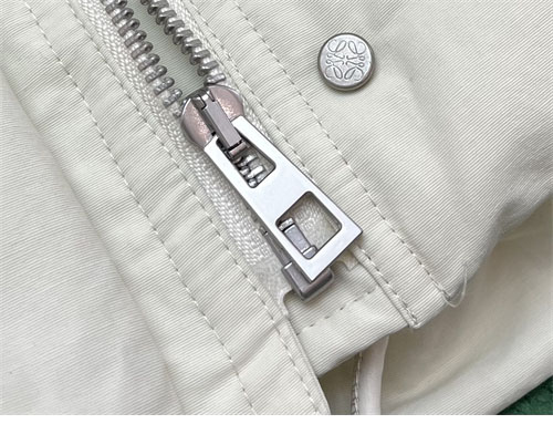 Loewe 로에베 코튼 퍼퍼 베스트 2컬러 레플리카 19번 이미지 - 의류 | 세미샵 레플리카 사이트