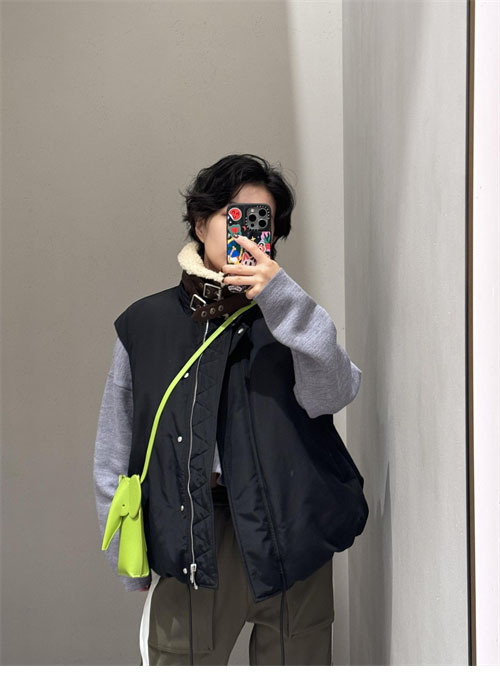 Loewe 로에베 코튼 퍼퍼 베스트 2컬러 레플리카 30번 이미지 - 의류 | 세미샵 레플리카 사이트