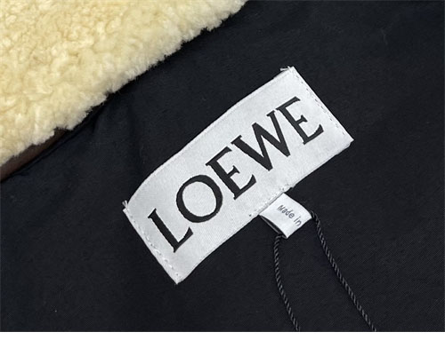 Loewe 로에베 테크니컬 코튼 퍼퍼 자켓 2컬러 레플리카 13번 이미지 - 의류 | 세미샵 레플리카 사이트