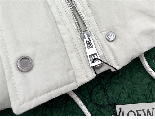Loewe 로에베 테크니컬 코튼 퍼퍼 자켓 2컬러 레플리카 19번 이미지 - 의류 | 세미샵 레플리카 사이트